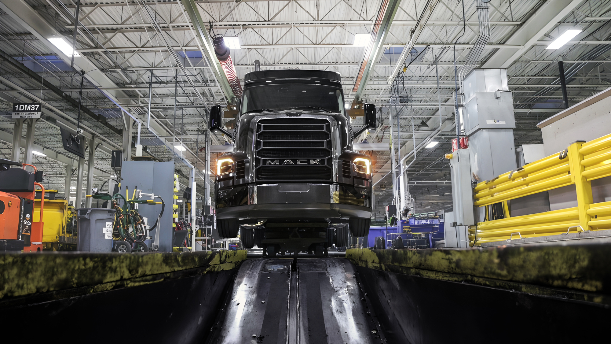 The state-of-the-art Lehigh Valley Operations facility, which has been producing Mack trucks for more than four decades, has been specially prepared to manufacture the Pioneer alongside existing Mack models.