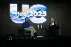 McLeod Software CEO Tom McLeod chats with TCA President Jim Ward at McLeod's annual user conference.