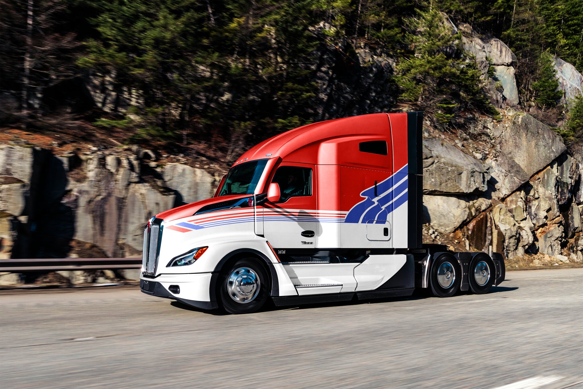 Kenworth T680 with limited-edition TourAmerica paint scheme.