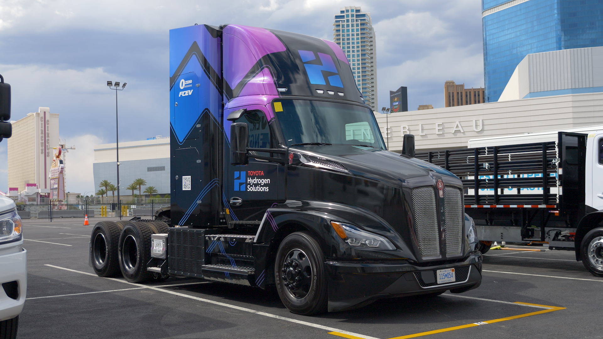 The Kenworth T680 FCEV, a Class 8 heavy-duty truck developed in collaboration with Toyota, on display in a parking lot at ACT Expo 2026.