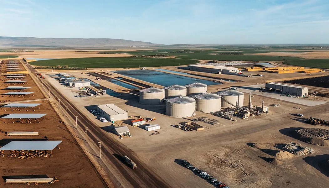 An aerial view of Clean Energy's East Valley Cattle RNG facility.
