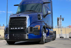 Mack Pioneer