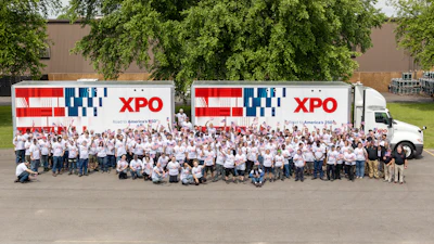 Built at XPO’s manufacturing facility in Searcy, Arkansas, the trailers feature patriotic branding inspired by the American flag.